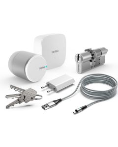 Zamek inteligentny- zestaw tedee PRO srebrny z bridgem i wkładką 30-61/30mm na zębatkę (typ B)